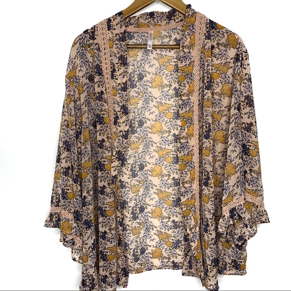 Xhilaration Tops - Xhiliration Floral Kimono